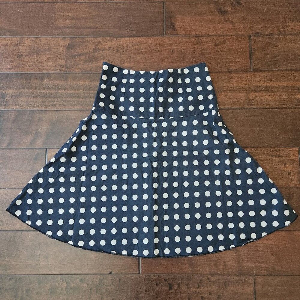 Black skirt with white dots